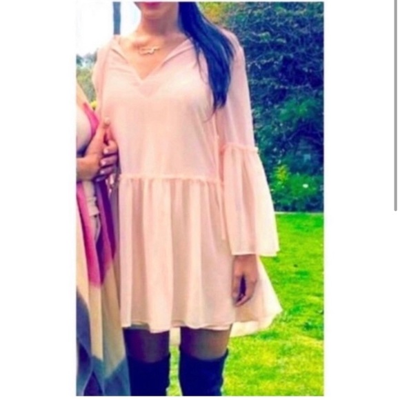 REVOLVE Dresses & Skirts - 𝅺Revolve The Fifth Label Pink Chiffon Dress